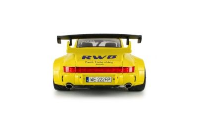 Porsche 911 964 RWB Body Kit RAUH-Welt Natalie 2023 gelb Modellauto 1:18 Solido