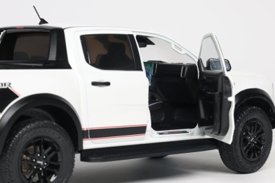 Ford Ranger Raptor Pick Up 2024 weiß Modellauto 1:18 Solido