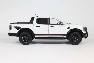 Ford Ranger Raptor Pick Up 2024 weiß Modellauto 1:18 Solido