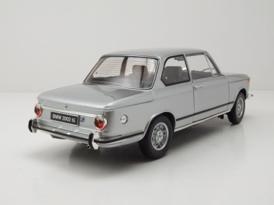 BMW 2002 Tii 1972 silber Modellauto 1:18 Kyosho