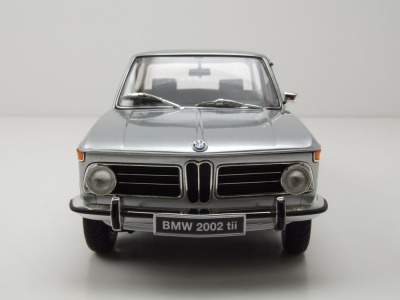 BMW 2002 Tii 1972 silber Modellauto 1:18 Kyosho