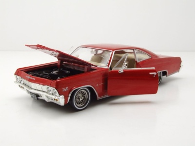 Chevrolet Impala SS 396 Lowrider 1965 rot Modellauto 1:24 Welly