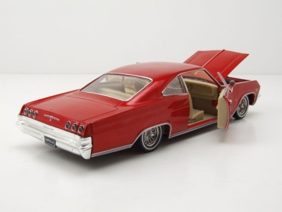 Chevrolet Impala SS 396 Lowrider 1965 rot Modellauto 1:24 Welly