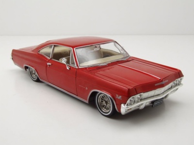 Chevrolet Impala SS 396 Lowrider 1965 rot Modellauto 1:24 Welly