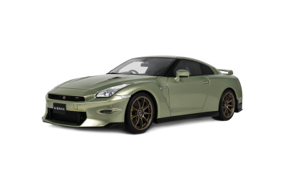 Nissan GT-R R35 Premium Edition T-SPEC 2024 millenium jade Modellauto 1:18 GT Spirit