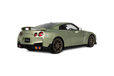 Nissan GT-R R35 Premium Edition T-SPEC 2024 millenium jade Modellauto 1:18 GT Spirit