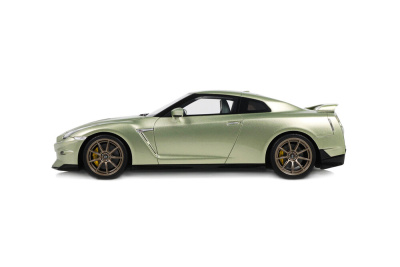 Nissan GT-R R35 Premium Edition T-SPEC 2024 millenium jade Modellauto 1:18 GT Spirit