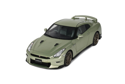 Nissan GT-R R35 Premium Edition T-SPEC 2024 millenium jade Modellauto 1:18 GT Spirit