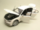 BMW 760 Li (F02) 2010 brilliant weiß Modellauto 1:18 Kyosho