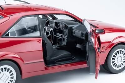 VW Corrado G60 1989 rot Modellauto 1:18 Norev