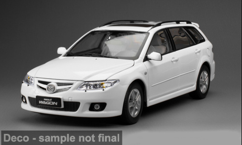 Mazda 6 Kombi weiß Modellauto 1:18 Sun Star