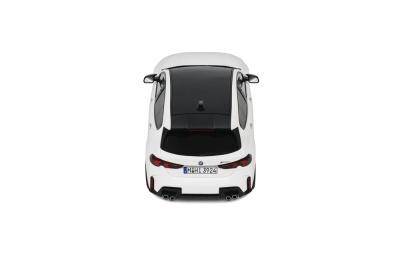 BMW M135 xDrive 2024 alpine weiß Modellauto 1:18 Ottomobile