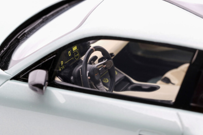 Elegend EL1 Audi quattro 2021 celeste grau Modellauto 1:18 Ottomobile