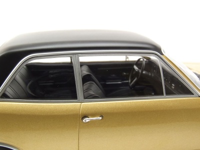 Opel Commodore A 1967 beige metallic schwarz Modellauto 1:18 MCG