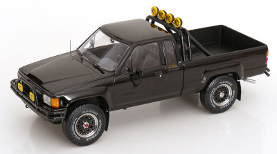 Toyota Hilux Pick Up Truck Xtra Cab 4x4 1985 schwarz...