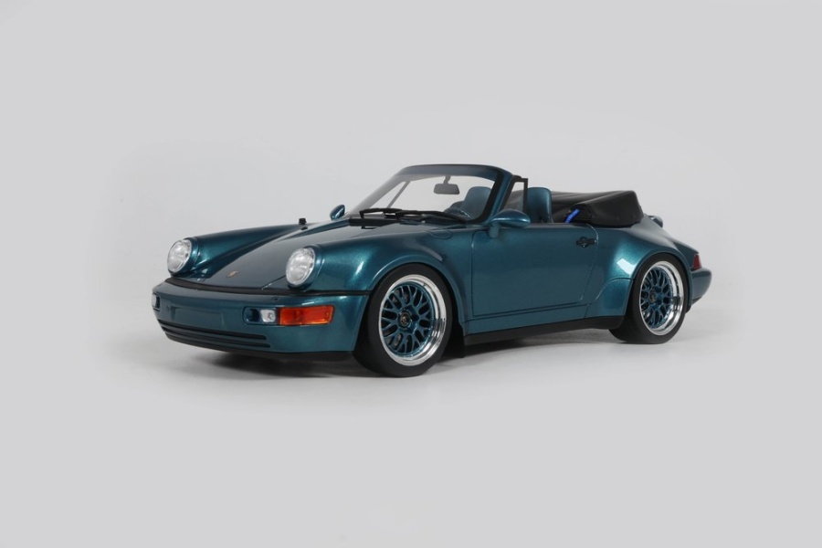 Porsche 911 (964) America GS 1993 türkisblau Modellauto 1:18 GT Spirit