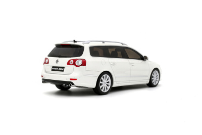 VW Passat B6 R36 Variant Kombi 2008 weiß Modellauto...