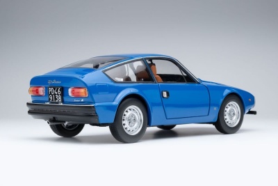 Alfa Romeo Junior Zagato 1969 blau Modellauto 1:18 Norev