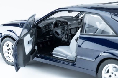 VW Corrado G60 1992 dunkelblau Modellauto 1:18 Norev
