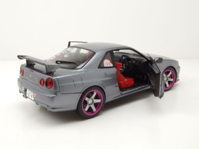 Nissan Skyline GT-R 1999 grau Modellauto 1:18 Solido
