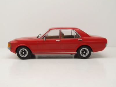 Ford Consul 1972 rot Modellauto 1:18 MCG