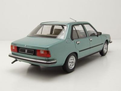 Renault 18 1978 hellgrün metallic Modellauto 1:18 MCG
