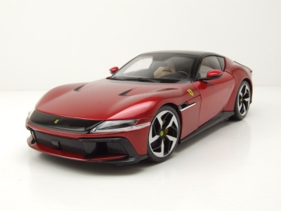 Ferrari 12 Cilindri 2024 rot metallic Modellauto 1:18...