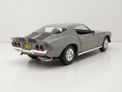 Chevrolet Camaro Z28 1971 grau metallic Modellauto 1:18...