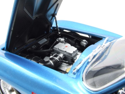 Chevrolet Corvette C2 1965 blau metallic Modellauto 1:18 Maisto