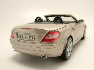 Mercedes SLK Cabrio (R171) champagner metallic, Modellauto 1:18 / Maisto