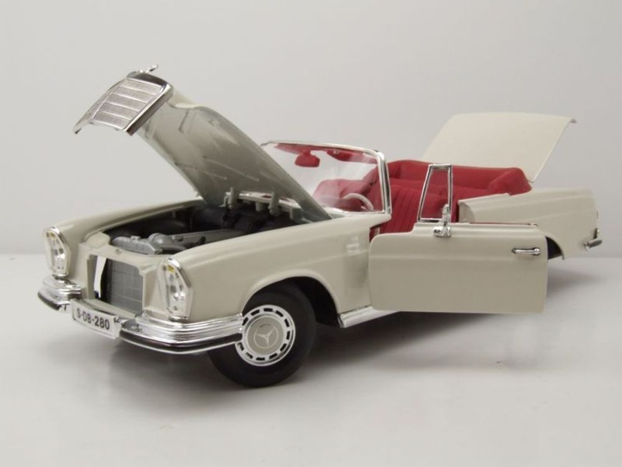 マイスト1/18 1967Mercedes-Bentz 280SE カスタム マイスト1/18 1967Mercedes-Bentz 280SE カスタム Maisto 1:18