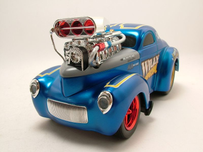 Willys 1941 candy blau Muscle Machines Modellauto 1:18 Maisto