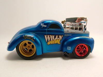 Willys 1941 candy blau Muscle Machines Modellauto 1:18 Maisto