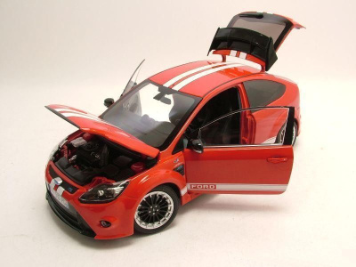 Ford Focus RS 2010 "Le Mans Classic Edition" rot Modellauto 1:18 Minichamps