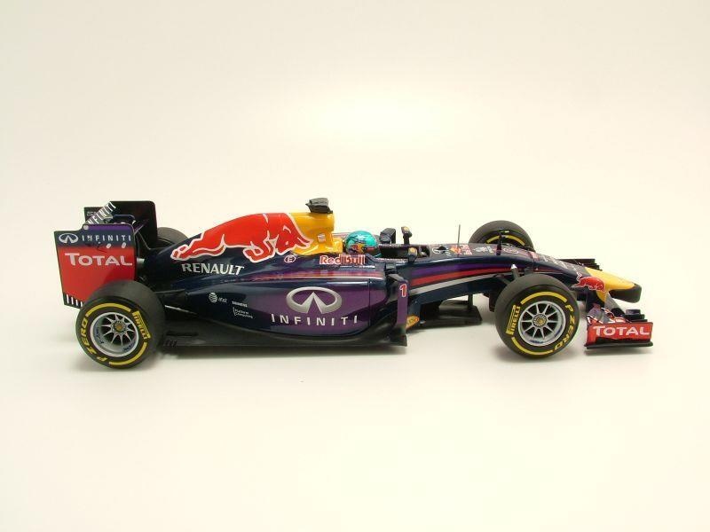 1/18 INFINITI REDBULL RACING RB10 S.ベッテル 1/18 Infiniti Redbull Racing Rb10 S.Vetel | eBay