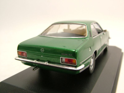 Opel Rekord D Coupe 1975 grün metallic Modellauto 1:43 Minichamps