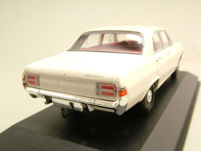 Opel Kapitän 1964 weiß Modellauto 1:43 Minichamps