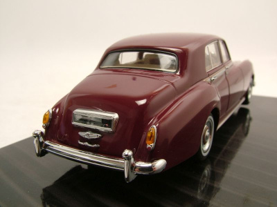 Bentley S2 Standard Saloon 1960 rot Modellauto 1:43 Minichamps