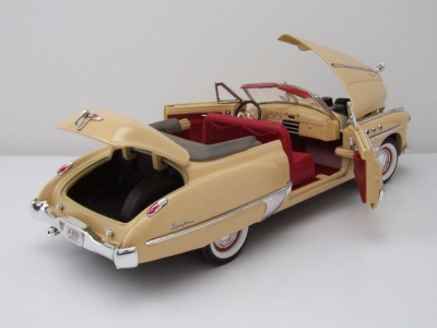 Buick Roadmaster Convertible 1949 creme Modellauto 1:18 Motormax