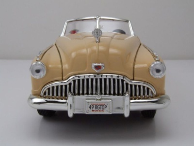 Buick Roadmaster Convertible 1949 creme Modellauto 1:18 Motormax