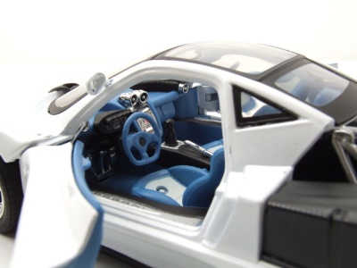 Pagani Zonda C12 2003 weiß Modellauto 1:18 Motormax