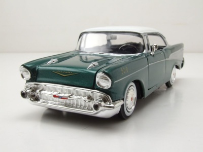 Chevrolet Bel Air 1957 grün metallic weiß Modellauto 1:24 Motormax