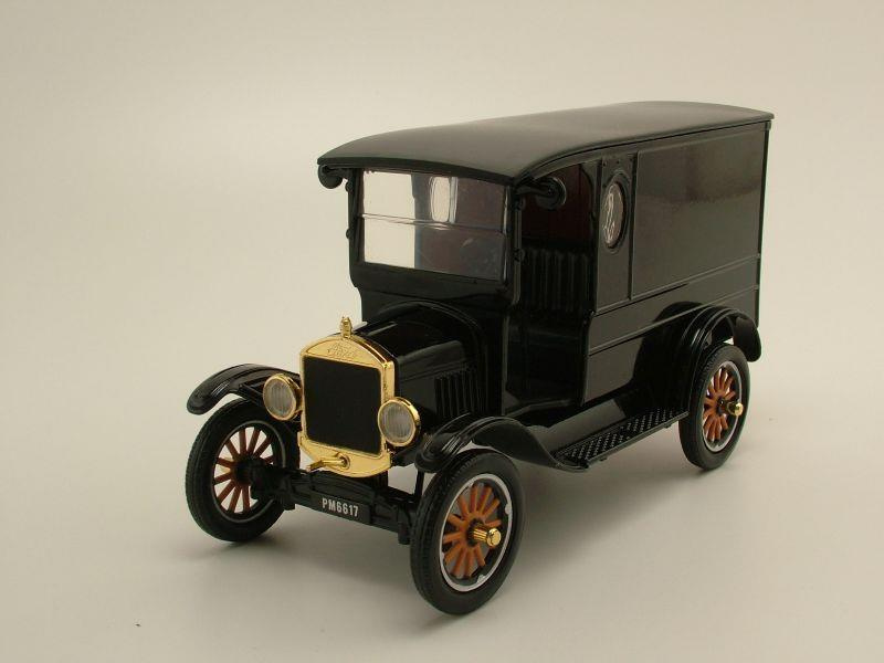 Ford Model T Paddy Wagon 1925 schwarz Modellauto 1:24 Motormax