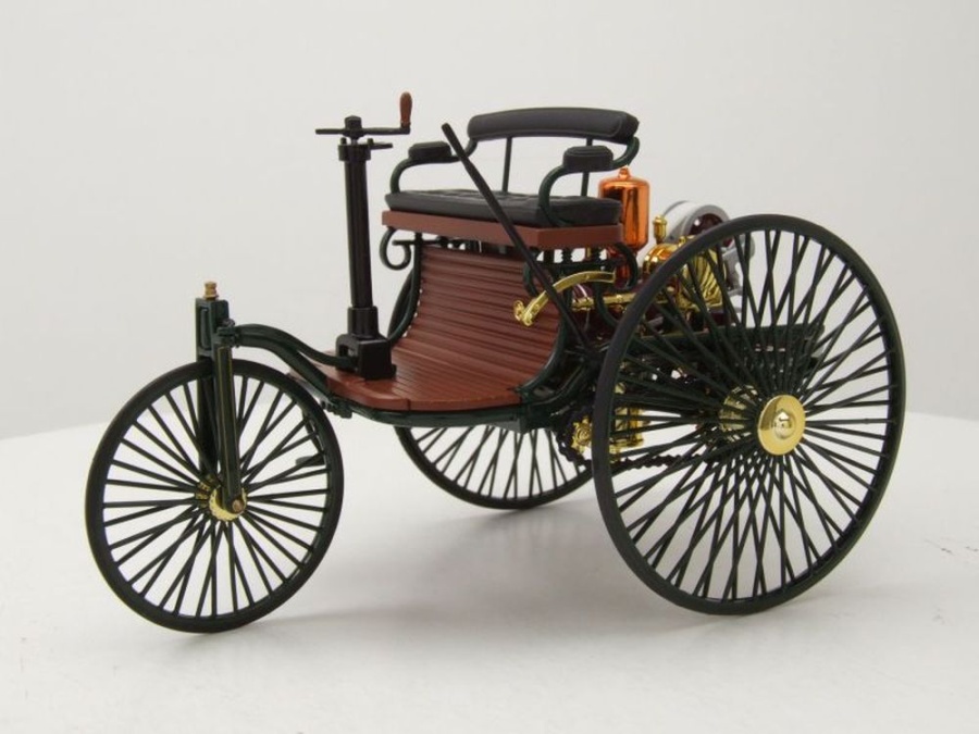 Benz Patent Motorwagen 1886 grün Modellauto 1:18 Norev