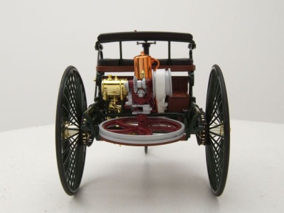 Benz Patent Motorwagen 1886 grün Modellauto 1:18 Norev