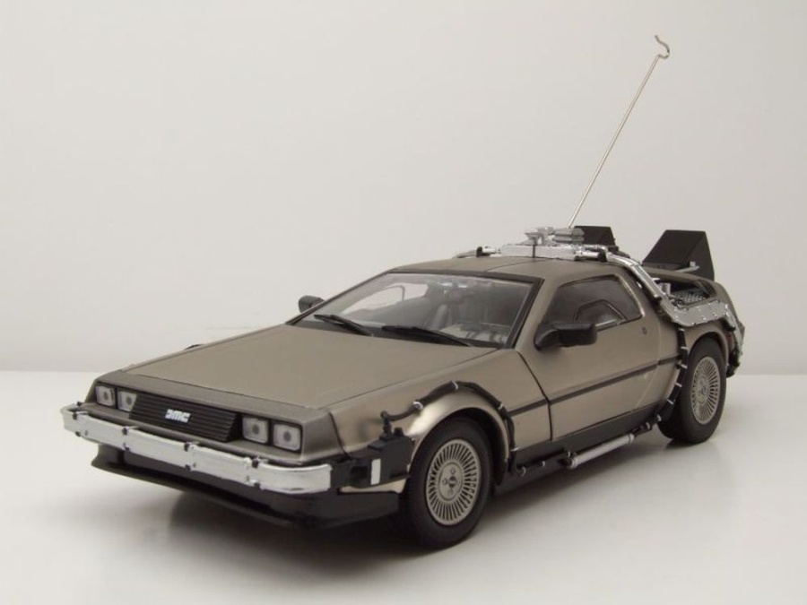 Back to the future diecast delorean 1 18 top