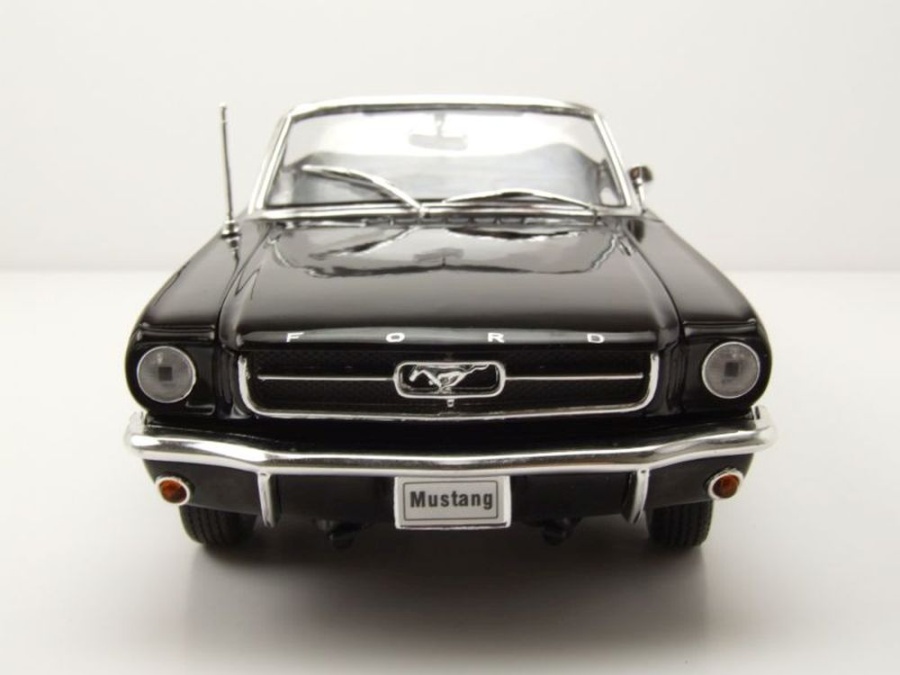 1964 Ford Mustang 1-2 Coupé Blanco 1:18 Welly 12519