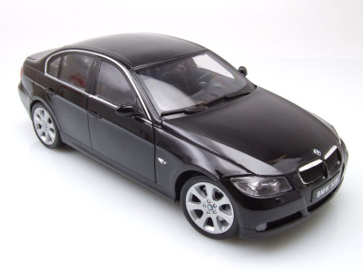 BMW 330i E90 2006 schwarz Modellauto 1:18 Welly