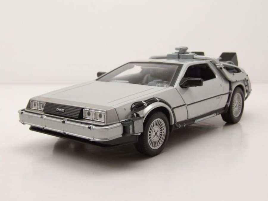 Modellauto DeLorean Zurück in die Zukunft Teil 1 1:24 Welly bei  Modellautocenter, 27,50 €