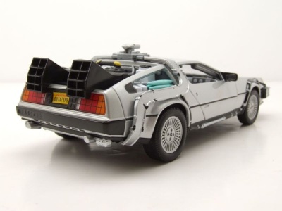 DeLorean Zurück in die Zukunft Teil 1 Modellauto 1:24 Welly